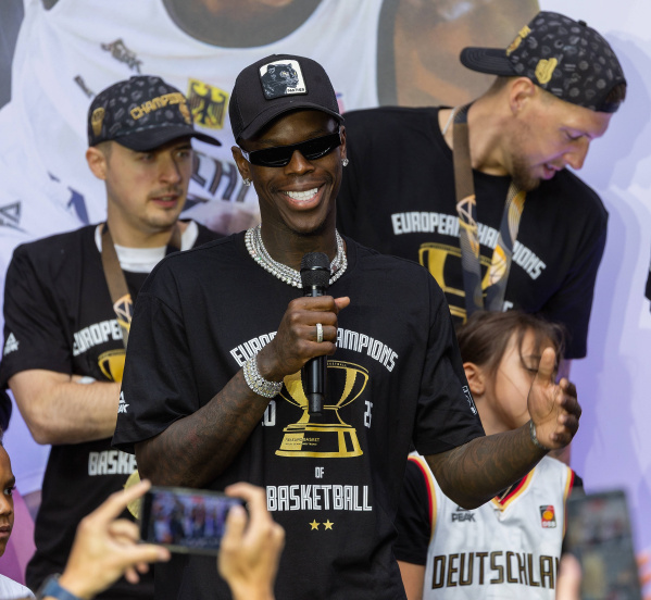 场上的出色 场上的出色