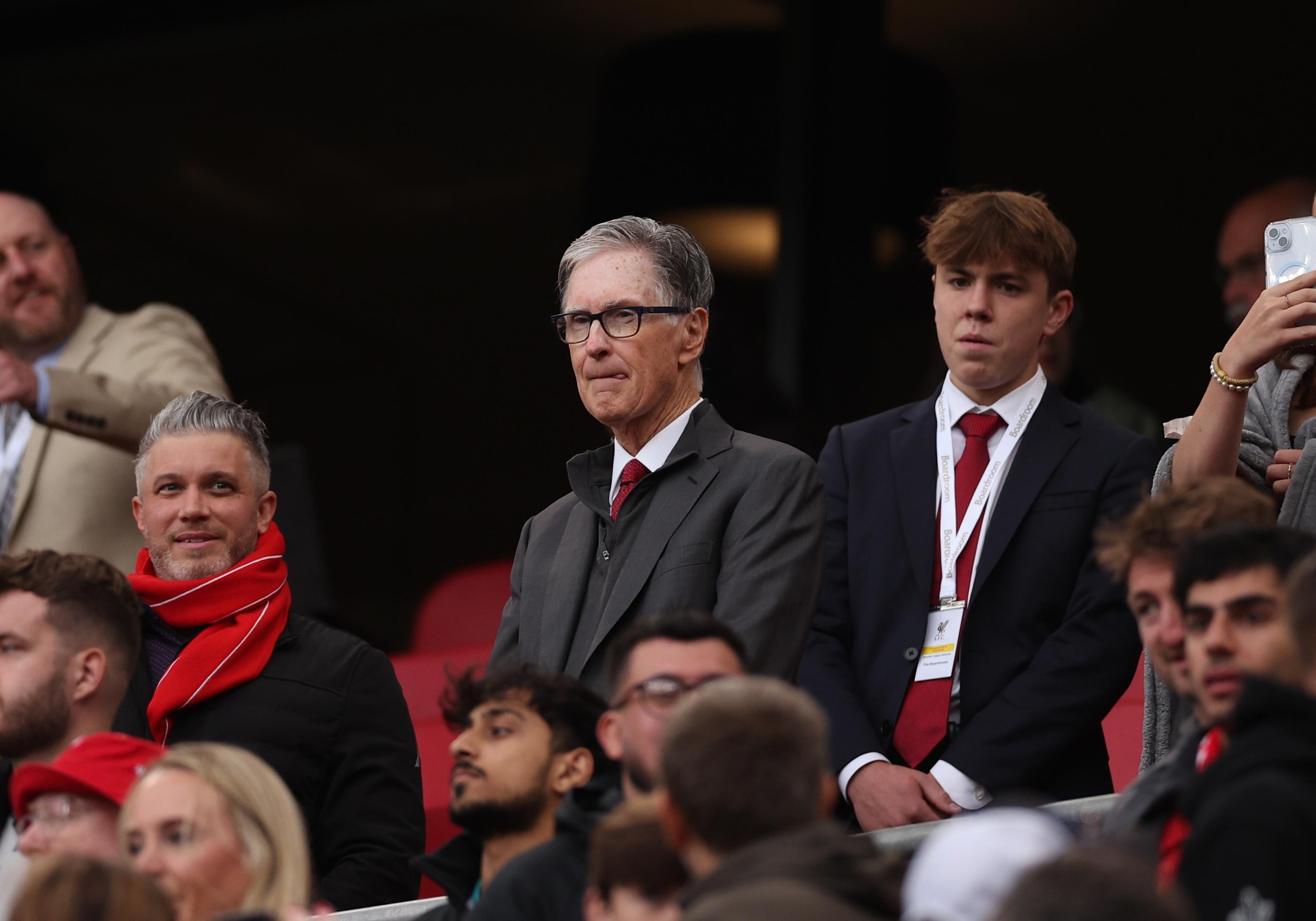 亿美元, 四年内近乎 亿美元, 四年内近乎