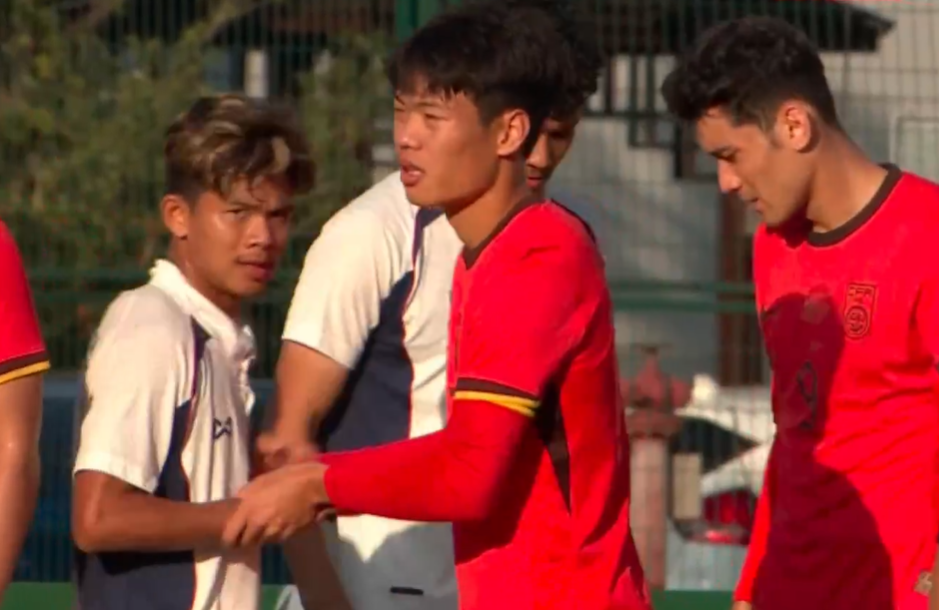 由于主教练 由于主教练